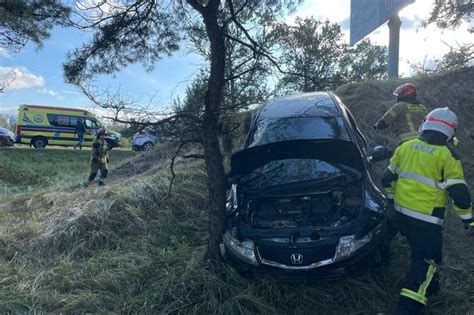 Wypadek na DK 10 w Makowiskach Wśród rannych kobieta w zaawansowanej