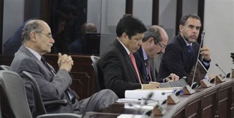 Comisión Primera aprobó Acto Legislativo para la paz Página10