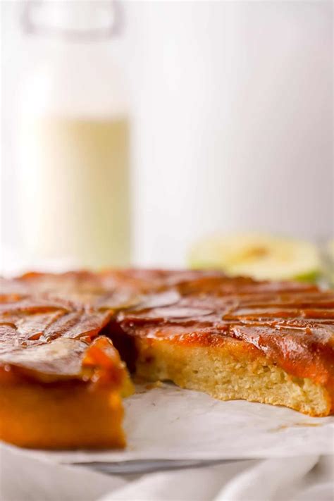 Caramelized Apple Cake