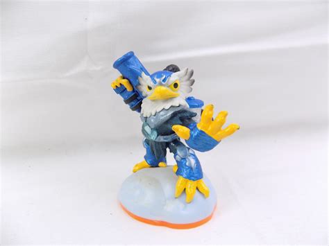 Skylanders Giants Jet Vac Lightcore Figure Starboard Games