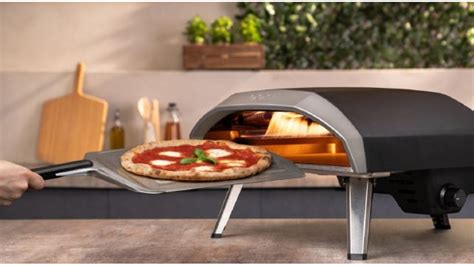 Ooni Koda 16 Gas Powered Pizza Oven