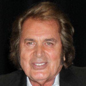 Engelbert Humperdinck - Age, Family, Bio | Famous Birthdays