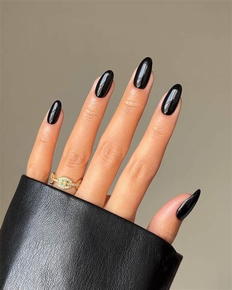 U As Negras Ideas Elegantes De La Manicura Antiedad En Tendencia