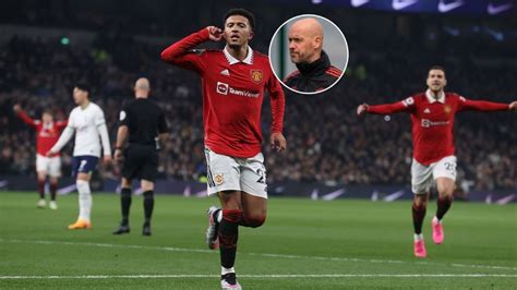 Jadon Sancho Hard Op Weg Naar De Uitgang Bij Manchester United