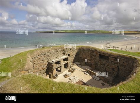 Skara Brae, neolithic settlement, Orkney, UK Stock Photo - Alamy