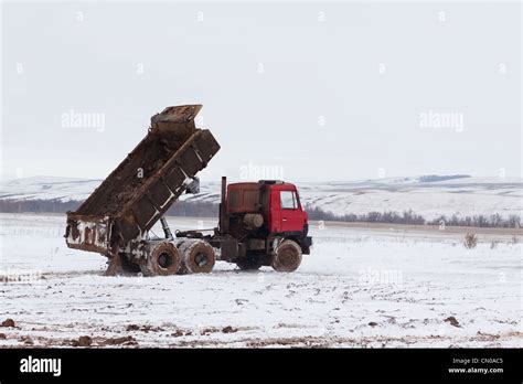 Raised Tipper Stock Photos And Raised Tipper Stock Images Alamy