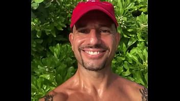 LA ESTRELLA PORNO DEL SALVAVIDAS DEL CUERPO DE LA PLAYA XVIDEOS