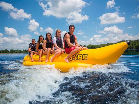 Banana Boat 3 To 7 Pax Seeman Watersports