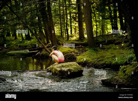 M Dchen Jahre Alt Bikini Fotos Und Bildmaterial In Hoher Aufl Sung Alamy