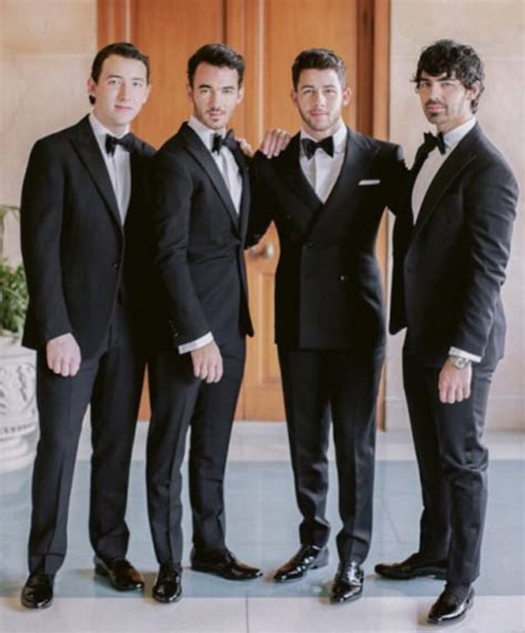 Frankie Jonas deserves extra credit. Who agrees? : r/JonasBrothers