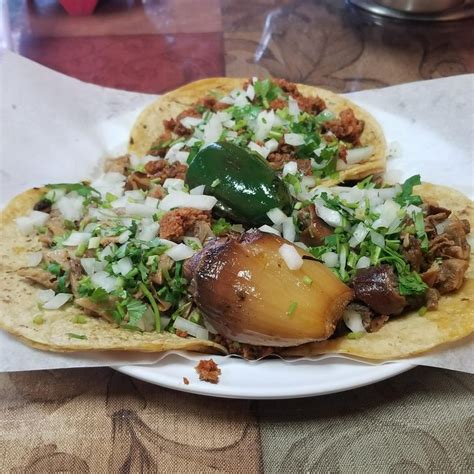 Tacos De Buche