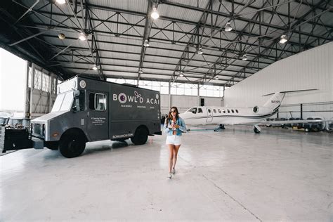 The Best Private Jet Company: Why Use a Private Jet? | LeisureMartini