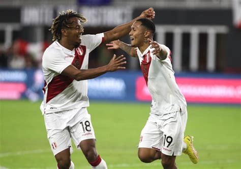 Bryan Reyna En Selección Peruana Jefferson Farfán Y Los Jugadores Que Debutaron Con Gol En La