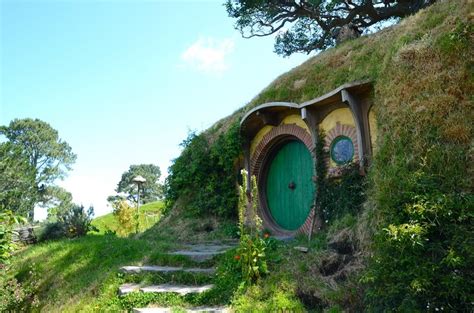 My Tour Of Hobbiton In Matamata New Zealand — The Duane Storey New