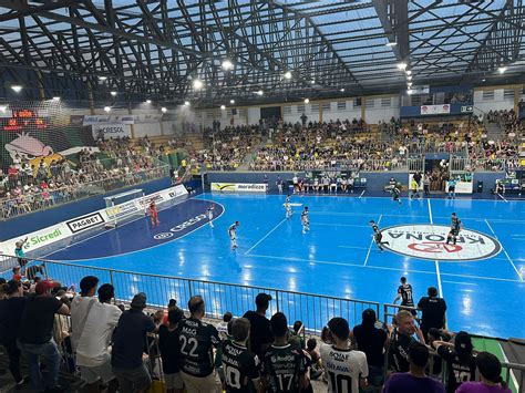 Marreco Perde Para O Pato E Est Eliminado Da Liga Nacional De Futsal