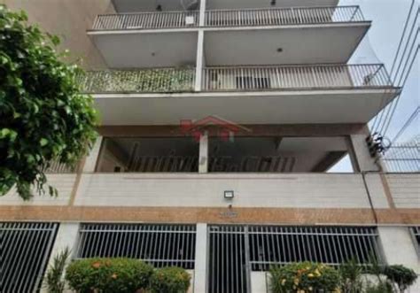 Apartamentos à venda na Rua Cândido Benício no Rio de Janeiro Página