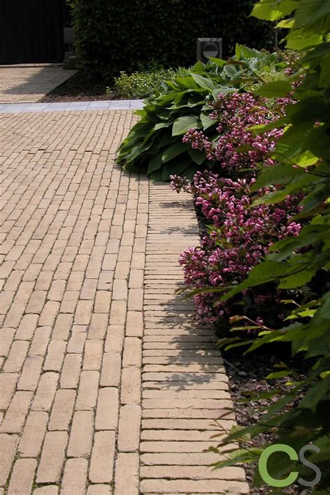 Vande Moortel Septim A Saffron Unsanded Tumbled Clay Paver 700 Per