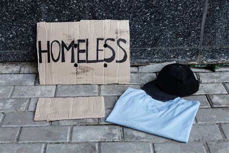 SLM | Senior Homelessness and Poverty