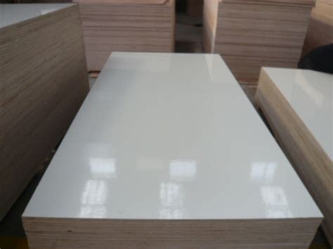 White Gloss Hpl On Plywood 2440 X 1220 Plyman