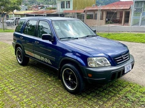 1997 Honda CR V LX Automatic 7 400 USD 3 700 000 Auto Moto