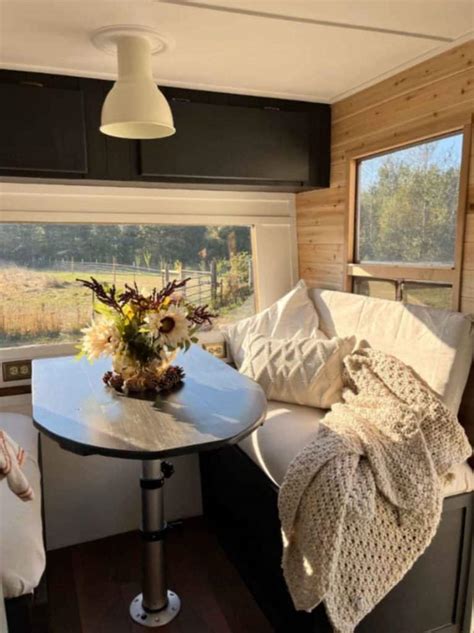 Vintage Renovated Tiny Home Is Priced At K Sleeps