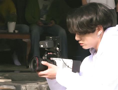 On Twitter 📽 At Work Maknae Of Bts Jungkook Selca Foto Jungkook