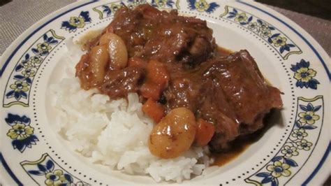 How To Make A Jamaican Style Oxtail Stew Delishably