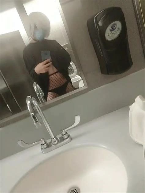 Zoya Sahezadi Happy Ending In A Toilet Part 1 Shemale Ladyboy Porn Feat Zoyasazadai XHamster