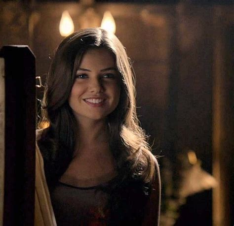 Daniella Pineda as Davina Claire in The Originals, Season 1, Episode 6 ...