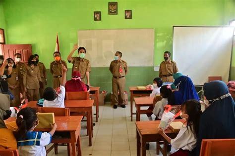 Pemkab Madiun Terapkan Pembelajaran Tatap Muka Persen Antara News