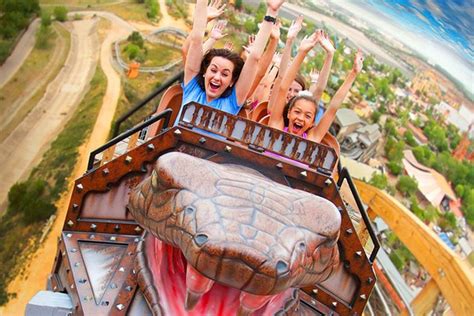 A Complete Guide To Six Flags Fiesta Texas Rides Parkfrog