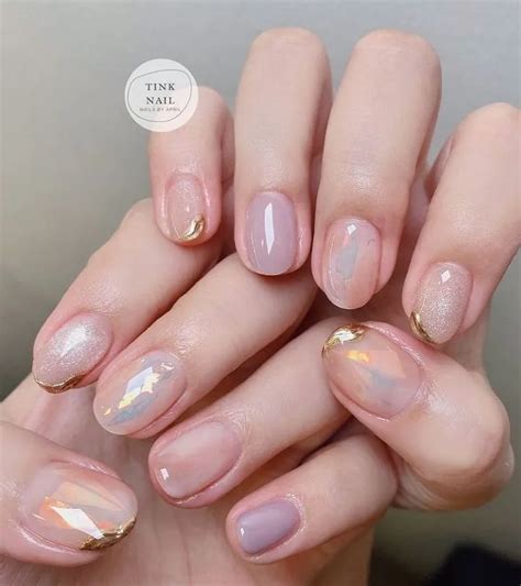 Stunning Gold Nail Inspo To Copy For Your Next Manicure Artofit