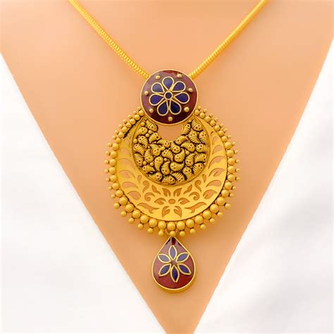 Palatial Floral Cutwork 22k Gold Pendant Set Pendant Set Antique