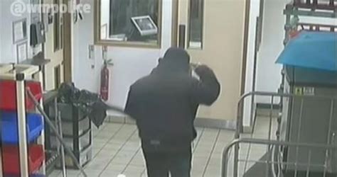 Axe Wielding Erdington Mcdonalds Robber Caught In Act Birmingham Live