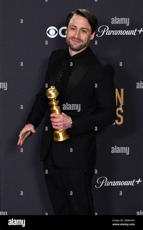 Kieran Culkin Mit Dem Preis Für Den Besten Hauptdarsteller In Der Drama