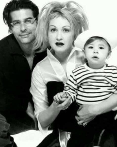 Cyndi Lauper and her family | Cyndi lauper, Singer, Hollywood music