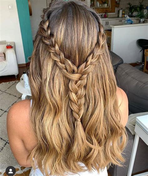 Detalles 100 Imagen Peinado Con Dos Trenzas Y Pelo Suelto Abzlocal Mx