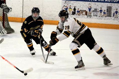 D2 Hockey Routs Canyon Cougars In Opener Cronkite Sports