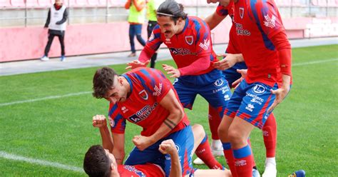 F Tbol Segunda Federaci N El Numancia Gana Al Marino De Luanco Por