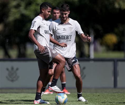 Corinthians x Fortaleza veja informações e prováveis escalações do