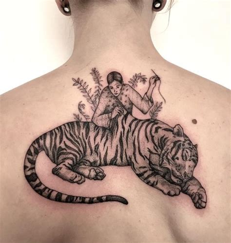 Tatuagem De Tigre Feminina 70 Ideias Incríveis Para Despertar A Coragem