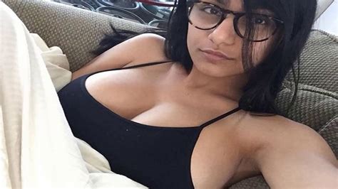 Selfie Mit Mia Khalifa Telegraph