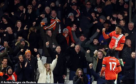 Luton Town Arsenal Declan Rice Scores Last Gasp Winner