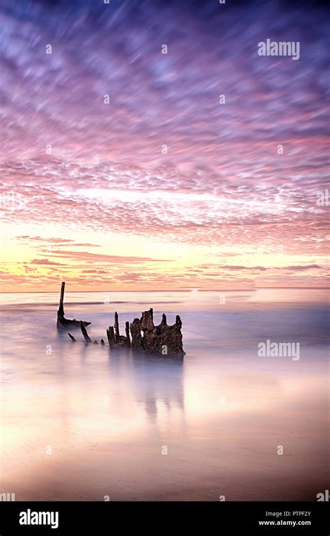 Dicky Beach Hi Res Stock Photography And Images Alamy