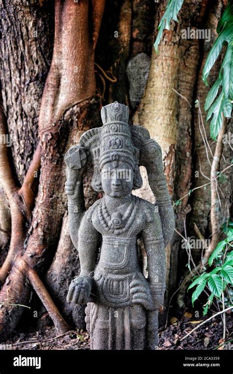 Hindu Statue Located In Front Of The Peruvaram Mahadeva Temple At North