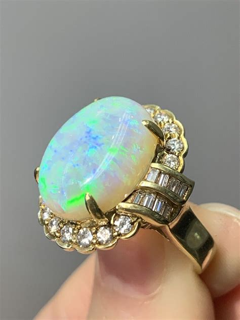 Vintage 14K Gold Australian Opal Diamond Ring Gem