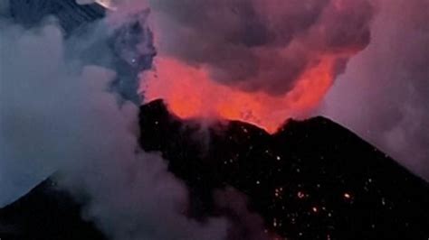 Russia S Klyuchevskaya Sopka Volcano Erupts Spewing Lava And Ash Into Sky World News Sky News