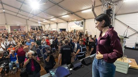 Elly Schlein Il Pd Pronto A Scendere In Piazza Per La Sanit La Stampa