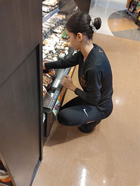 Sexy Tiny Ass Babe Spandex Leggings Yoga Pants Forum