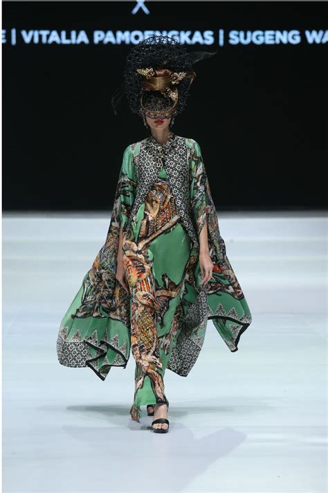 Batik Pastel Sugeng Waskito Di Jakarta Fashion Week Batiklopedia